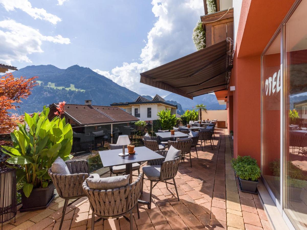 Das Sonnleiten Ski- Und Motorradhotel Bruck Im Zillertal Bruck am Ziller エクステリア 写真
