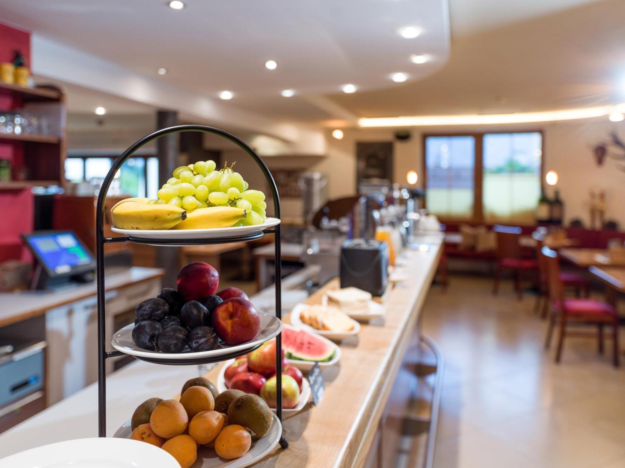 Das Sonnleiten Ski- Und Motorradhotel Bruck Im Zillertal Bruck am Ziller エクステリア 写真
