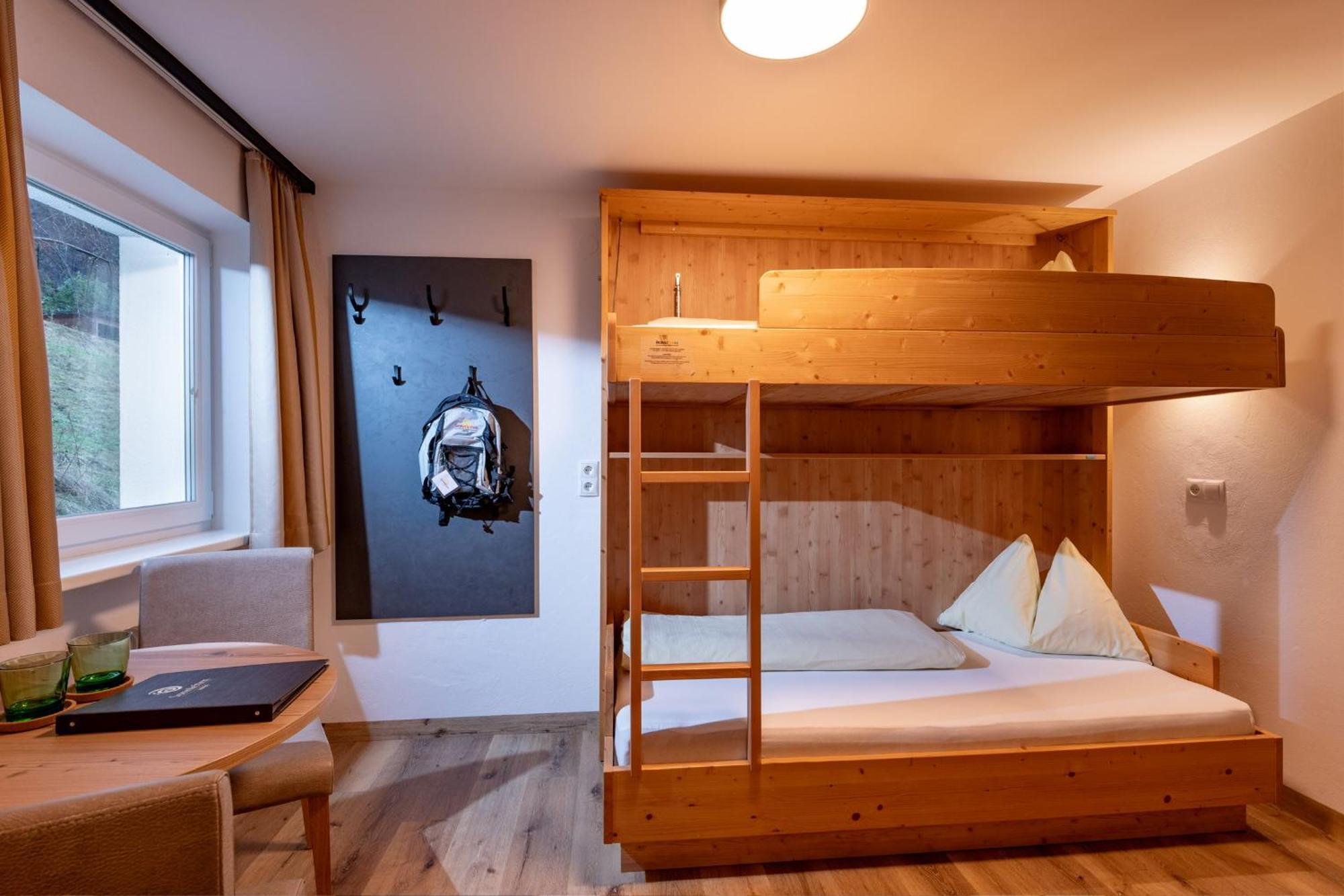 Das Sonnleiten Ski- Und Motorradhotel Bruck Im Zillertal Bruck am Ziller エクステリア 写真