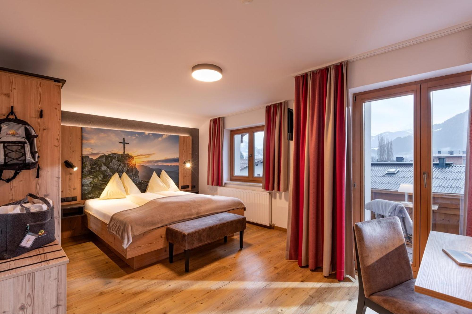 Das Sonnleiten Ski- Und Motorradhotel Bruck Im Zillertal Bruck am Ziller エクステリア 写真